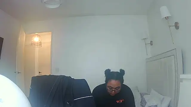 vanilla chocolate23 online show from February 2026 09:49:02 AM