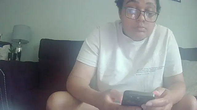 Snapshot of vanilla_chocolate23 chatting on May 2026 08:22:01 AM vanilla chocolate23 online show from May 2026 08:22:01 AM