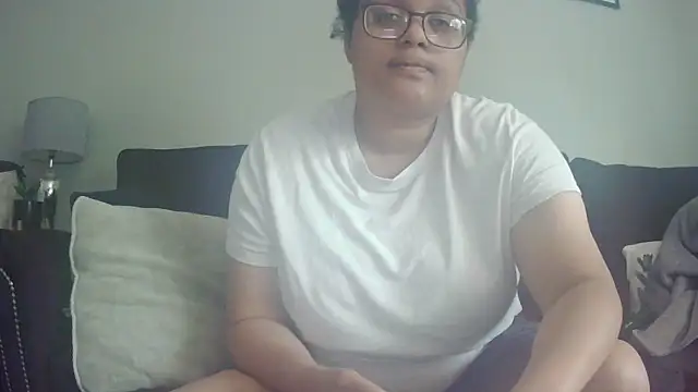 Snapshot of vanilla_chocolate23 chatting on June 2026 07:32:02 AM vanilla chocolate23 online show from June 2026 07:32:02 AM