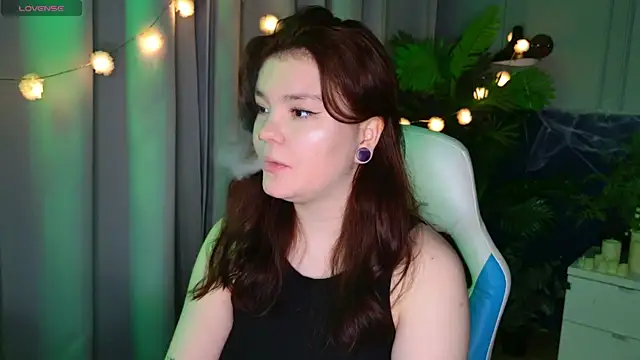 EnnySunrise online show from November 2025 07:01:02 PM