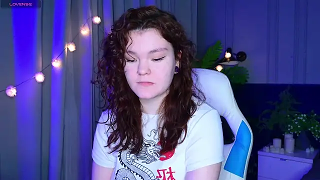 EnnySunrise online show from December 2025 06:38:01 PM