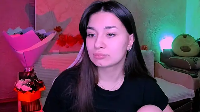 Swee Alicee online show from February 2025 01:06:01 PM