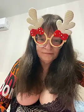 ZaraFay online show from January 2026 06:33:01 PM