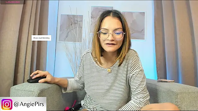 Angie Pirss online show from January 2025 05:58:01 PM