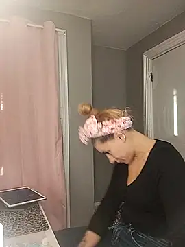 Snapshot of lexybabyxo chatting on January 2026 01:14:01 PM lexybabyxo online show from January 2026 01:14:01 PM