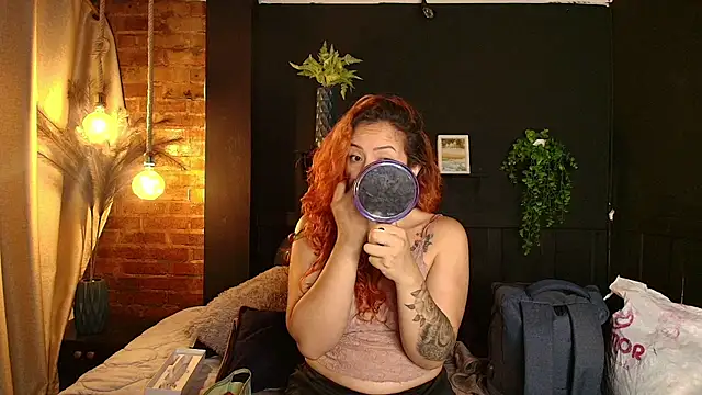 Snapshot of sahra_taylor_ chatting on June 2026 01:48:01 PM sahra taylor online show from June 2026 01:48:01 PM