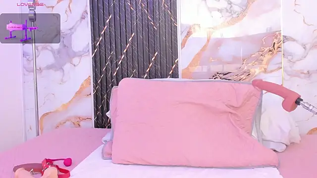 Alyson-a online show from October 2025 12:36:02 PM