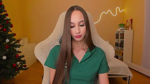 your emily  online show from January 2025 11:21:02 PM