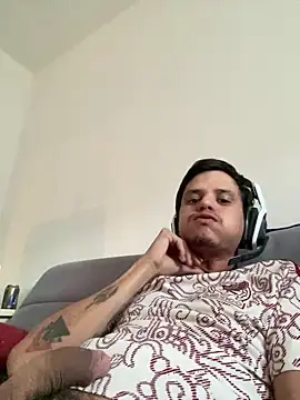 Snapshot of stevego94 chatting on December 2024 11:51:01 PM stevego94 online show from December 2024 11:51:01 PM