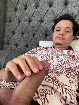 Snapshot of stevego94 chatting on December 2024 05:01:01 PM stevego94 online show from December 2024 05:01:01 PM