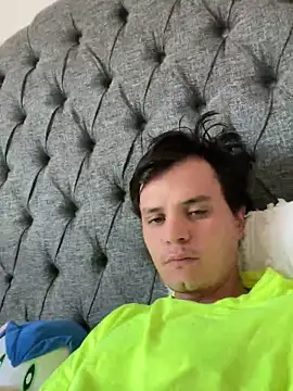 Snapshot of stevego94 chatting on December 2024 08:07:02 PM stevego94 online show from December 2024 08:07:02 PM