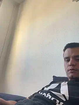 Snapshot of stevego94 chatting on January 2025 07:50:01 PM stevego94 online show from January 2025 07:50:01 PM