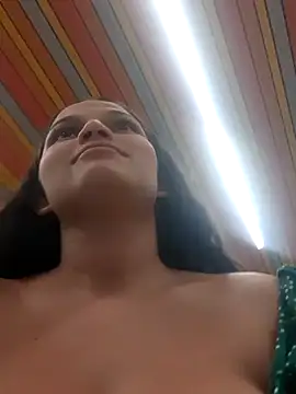 Snapshot of girl_milk1 chatting on December 2024 01:29:01 AM girl milk1 online show from December 2024 01:29:01 AM