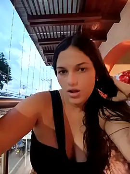 Snapshot of girl_milk1 chatting on November 2025 10:37:02 PM girl milk1 online show from November 2025 10:37:02 PM