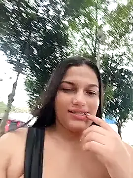 Snapshot of girl_milk1 chatting on November 2025 09:36:01 PM girl milk1 online show from November 2025 09:36:01 PM