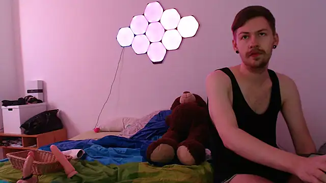 Snapshot of jonny-bisexual chatting on January 2025 08:05:02 PM jonny-bisexual online show from January 2025 08:05:02 PM