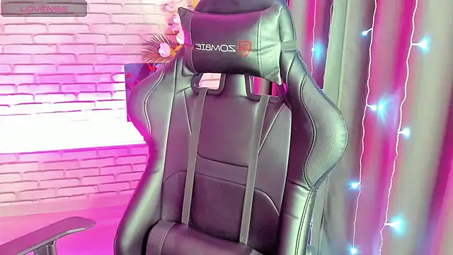 Tonya Gray online show from December 2024 05:47:01 AM