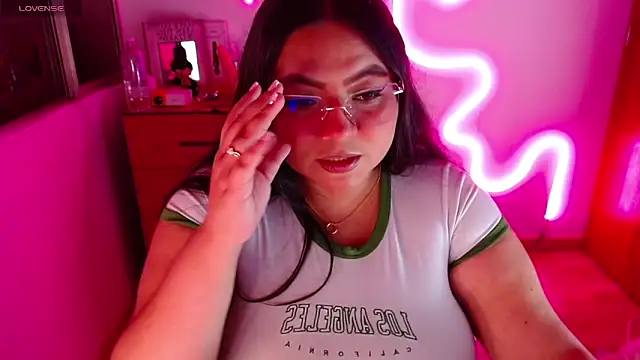 Snapshot of Rebeca_charme21 chatting on February 2025 02:38:01 AM Rebeca charme21 online show from February 2025 02:38:01 AM