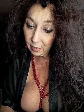 GypsyEsmeralda online show from October 2025 03:57:02 PM