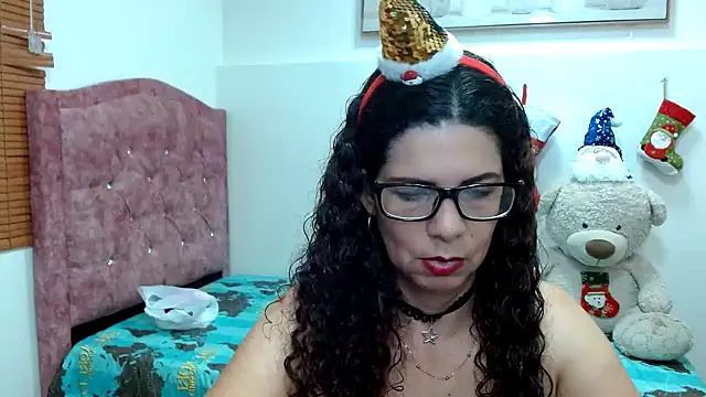 Snapshot of sila_bolum chatting on December 2024 07:10:02 PM sila bolum online show from December 2024 07:10:02 PM