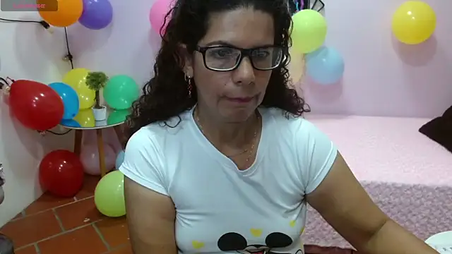 Snapshot of sila_bolum chatting on January 2025 11:45:01 AM sila bolum online show from January 2025 11:45:01 AM