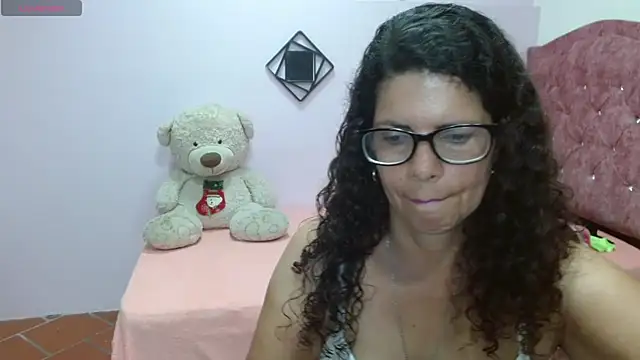 Snapshot of sila_bolum chatting on March 2025 07:48:01 PM sila bolum online show from March 2025 07:48:01 PM