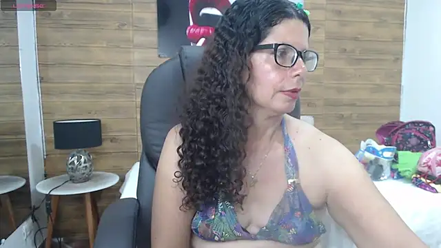 Snapshot of sila_bolum chatting on March 2025 06:22:02 PM sila bolum online show from March 2025 06:22:02 PM