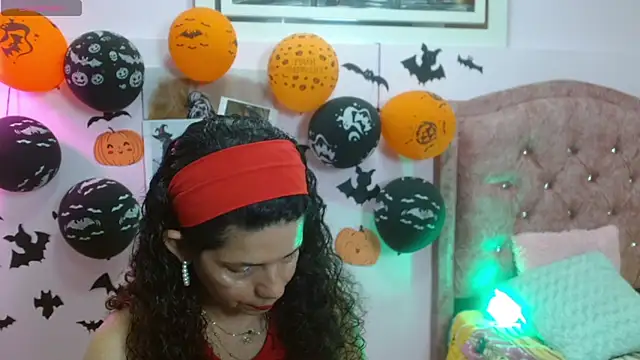 Snapshot of sila_bolum chatting on October 2025 04:51:02 PM sila bolum online show from October 2025 04:51:02 PM