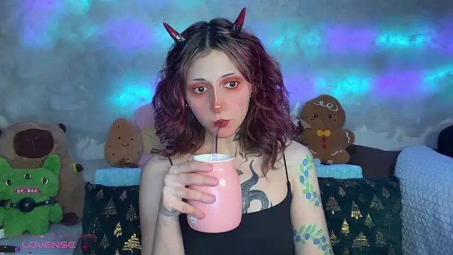 Snapshot of _Devill_Baby chatting on February 2026 07:34:02 PM Devill Baby online show from February 2026 07:34:02 PM