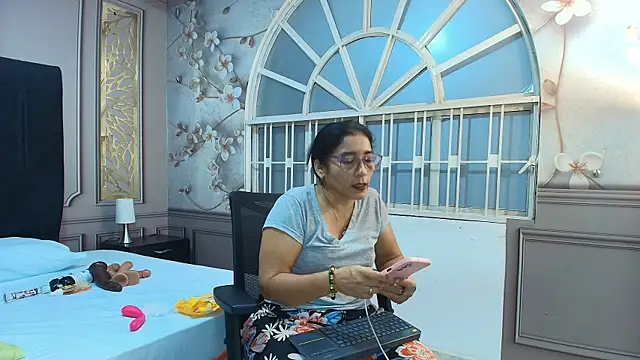 mature bigass   online show from January 2026 12:10:01 PM