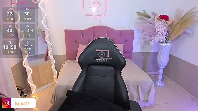 kendra tay online show from March 2026 03:31:01 AM