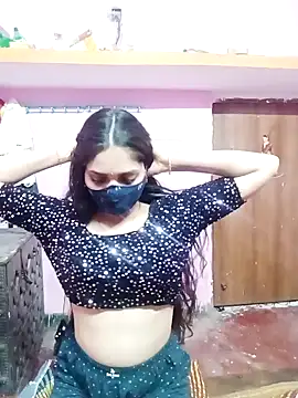 Snapshot of Cute-Simmi chatting on December 2024 01:00:02 PM Cute-Simmi online show from December 2024 01:00:02 PM