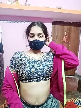 Snapshot of Cute-Simmi chatting on December 2024 04:38:02 PM Cute-Simmi online show from December 2024 04:38:02 PM