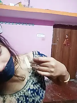 Snapshot of Cute-Simmi chatting on December 2024 08:33:02 AM Cute-Simmi online show from December 2024 08:33:02 AM