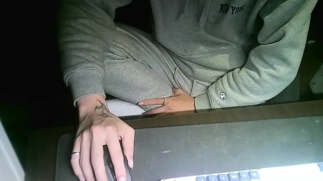 Snapshot of Ryan67533 chatting on December 2024 09:22:01 AM Ryan67533 online show from December 2024 09:22:01 AM