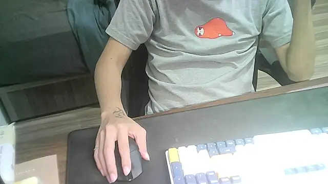 Snapshot of Ryan67533 chatting on November 2025 12:27:02 PM Ryan67533 online show from November 2025 12:27:02 PM