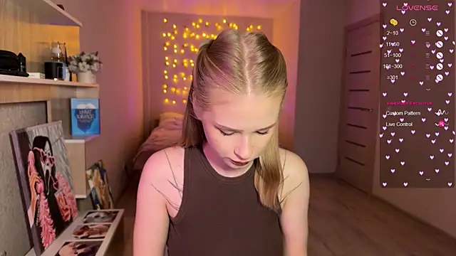 lisa barbie online show from December 2025 11:06:01 AM