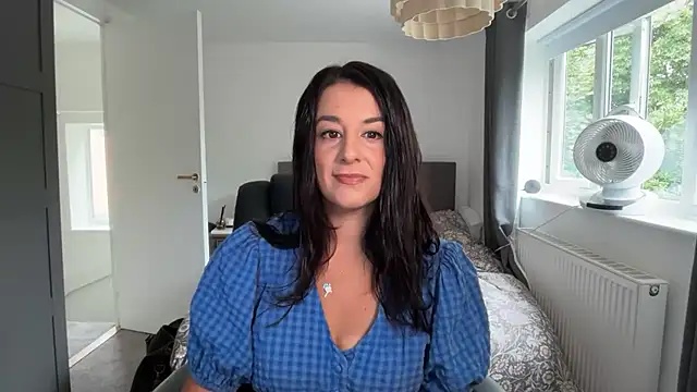 Snapshot of flatwhite0 chatting on July 2026 08:35:02 AM flatwhite0 online show from July 2026 08:35:02 AM