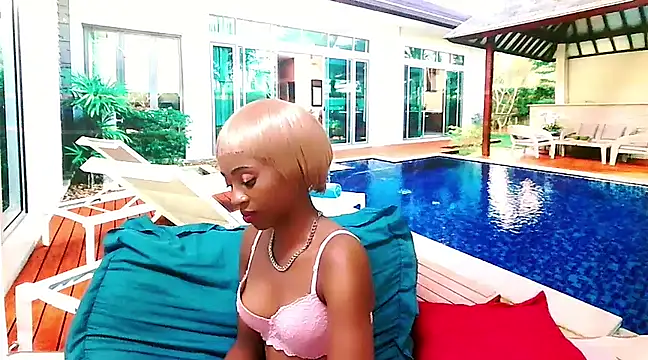 EbonyCreamy69 online show from February 2025 03:39:02 AM