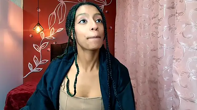 Zia Green online show from January 2025 07:24:01 PM