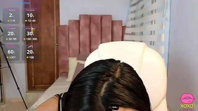 Snapshot of lou_rosse_ chatting on January 2025 09:07:01 PM lou rosse  online show from January 2025 09:07:01 PM