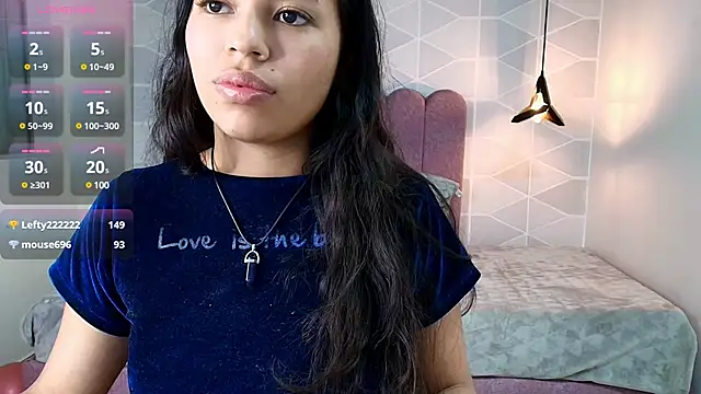 Snapshot of Asly_Morgan chatting on January 2025 03:01:02 PM Asly Morgan online show from January 2025 03:01:02 PM