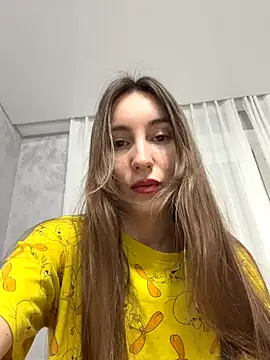 Snapshot of viviandaimond1 chatting on October 2025 06:45:02 PM viviandaimond1 online show from October 2025 06:45:02 PM