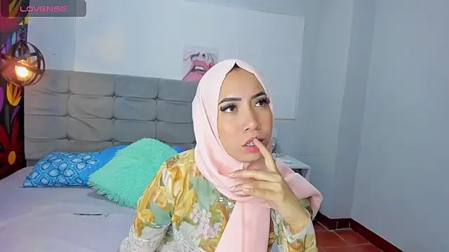 Sweet hot mia online show from January 2025 07:40:01 PM