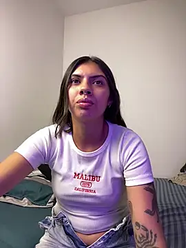 Snapshot of Argentiiniita chatting on March 2025 02:27:01 AM Argentiiniita online show from March 2025 02:27:01 AM