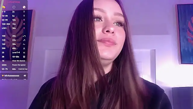 Ivyy Crystal online show from February 2025 03:31:02 PM