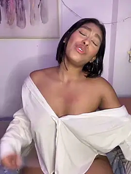 Isabella fasilier online show from February 2025 05:42:02 AM