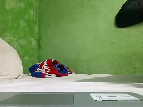 ruygw online show from December 2024 04:20:01 AM