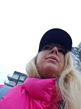 Snapshot of MariaRichi_ chatting on February 2025 07:26:01 AM MariaRichi  online show from February 2025 07:26:01 AM