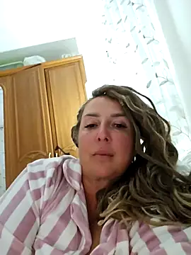 Snapshot of MariaRichi_ chatting on September 2025 06:57:01 PM MariaRichi  online show from September 2025 06:57:01 PM